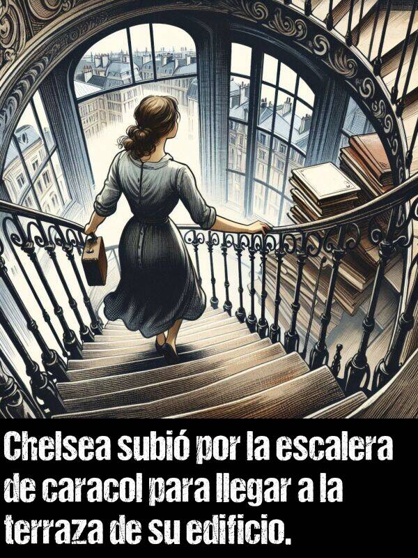 escalera: Chelsea subi por la escalera de caracol para llegar a la terraza de su edificio.